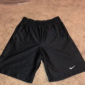 NIKE men’s bball shorts